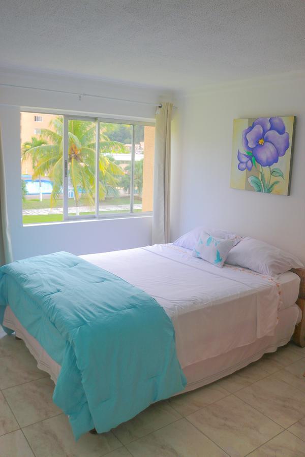 Beach Side Suite At Turtle Towers Ocho Rios Exterior foto